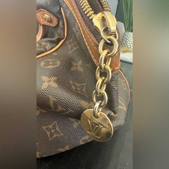 Louis Vuitton Monogram Canvas Tivoli GM Satchel - Picture 8 of 10